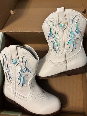 Jellypop White Kids' Western Boots with Heart Stitching